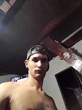 Show de cristofer3885 na webcam