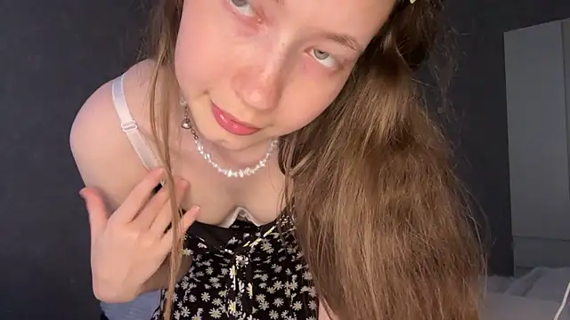 Emily_Mur_ Live XXX-Chat