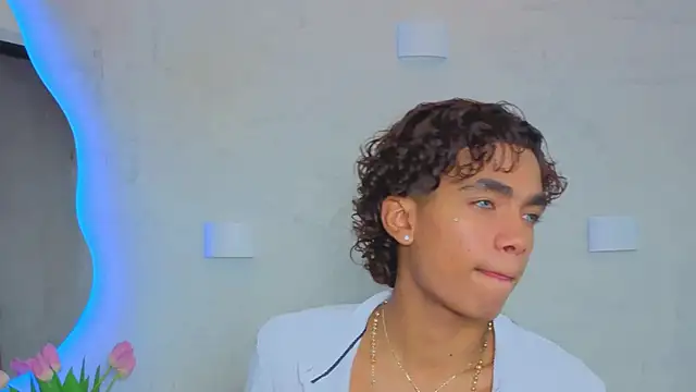 AlanCutee Live XXX-chat