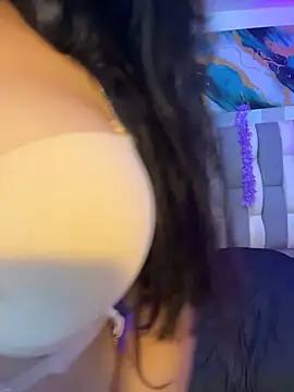 Antonella_Julieta Adlı Modelin Web Kamerası Şovu
