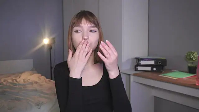 Živý XXX chat Leyla_crsh