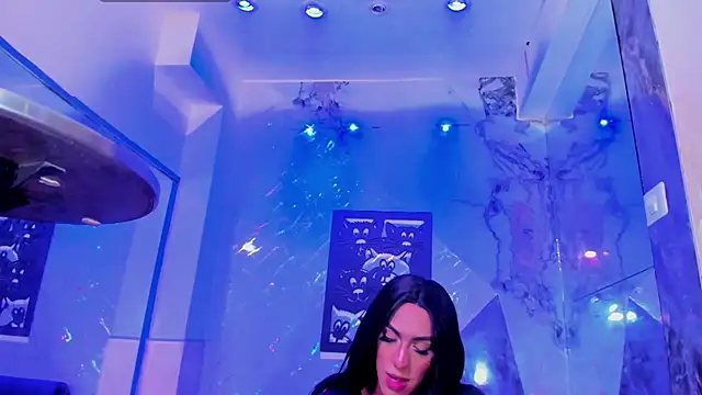 Show modela Isabella_stanford2 na web-kameri