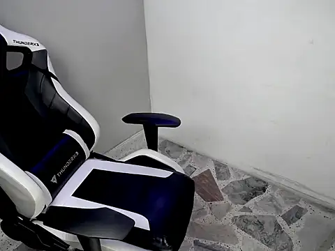 Chat XXX ao vivo de Mathias_twinkk