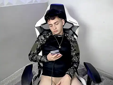 Show de Mathias_twinkk na webcam