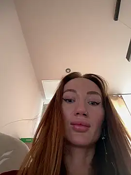 Chat +18 de SerenaWest_ ao vivo