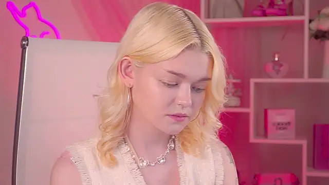 Webkamerová show AdeleCartier