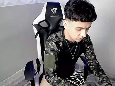 Mathias_twinkk Webcam-Show