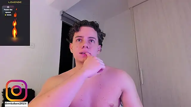 Chatroom XXX en direct de DerekOlsen