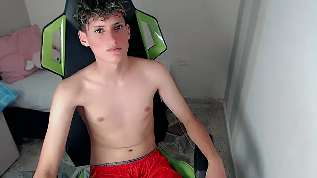 Pablito_junior live XXX chat