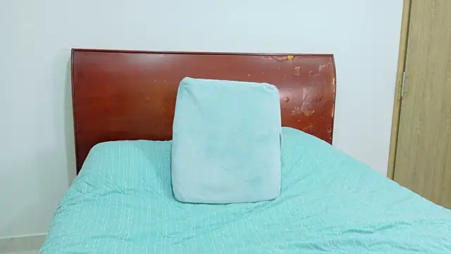 Steph_F's Webcam Show