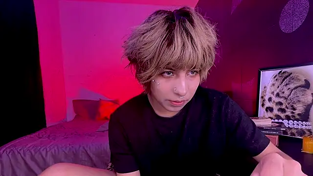 Aronn_44 Webcam Show