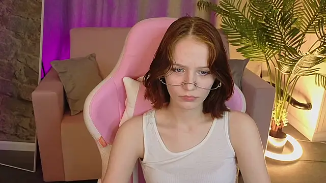 AliceJohansoneのライブXXXチャット