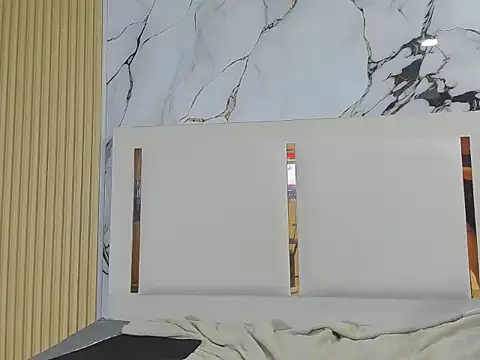 Živá chatovací místnost Mia_HL