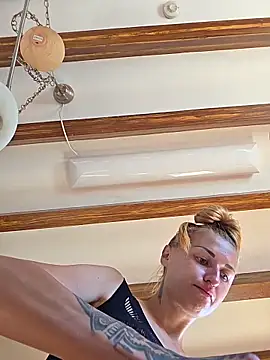 Czat XXX na żywo – kylie_blck