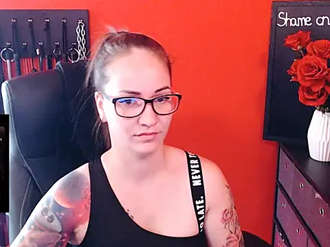 _MissJaneWarren_'s Live XXX Chat