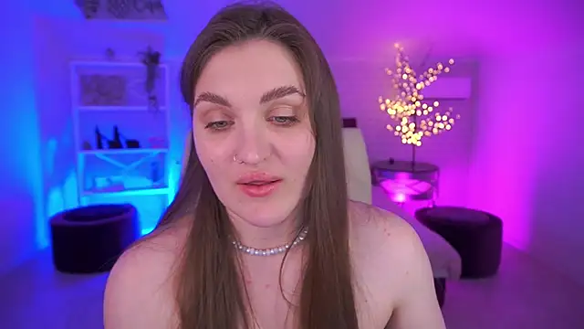 EmmyCharmm's Live XXX Chat