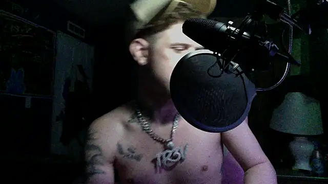 traejddd's Live XXX Chat