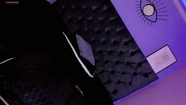 Chat +18 de CALLMEATENEA ao vivo