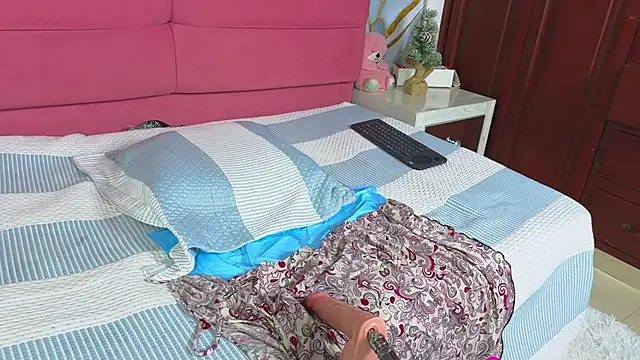 Živý XXX chat zully_fox