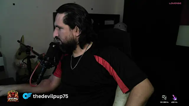DevilPup75_のライブXXXチャット