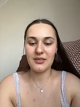 Chat XXX ao vivo de Queen_Monica_