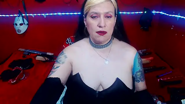 MATURE_Randy's Live XXX Chat