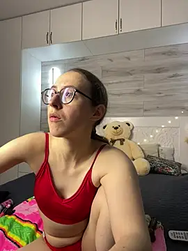 MartiniiSelenna's Live XXX Chat