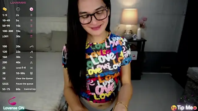 AsianSweetHeartxX Adlı Modelin Web Kamerası Şovu