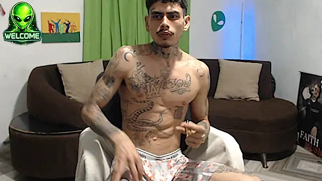 alpha_zom Live XXX-chat