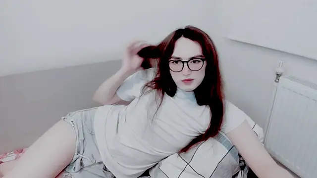 MinniMaksy Show in webcam