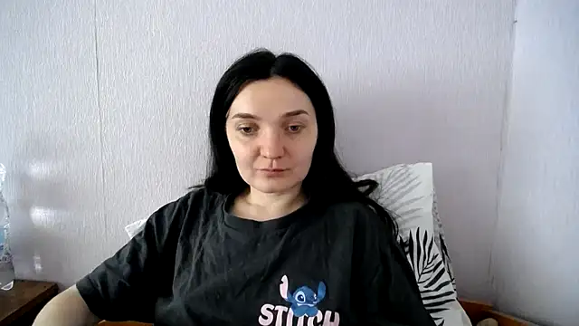 Shiny_gine's Live XXX Chat