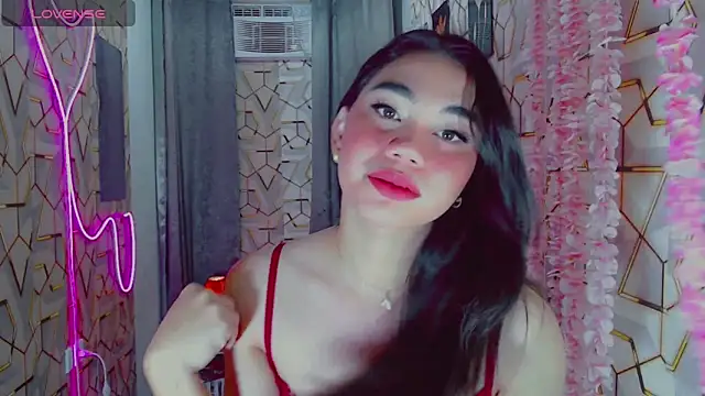 DreamGirlMia Pertunjukan Webcam