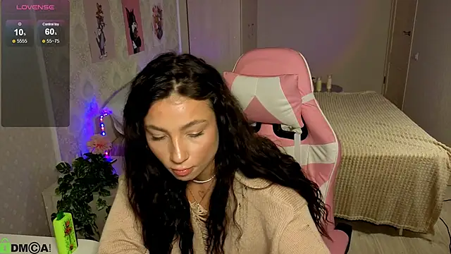 XXX chat uživo modela Tanita_Moon_007