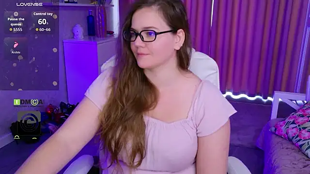KellyKleine Chat XXX in diretta
