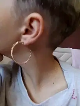 Gussie_Bridie – Naživo XXX chat