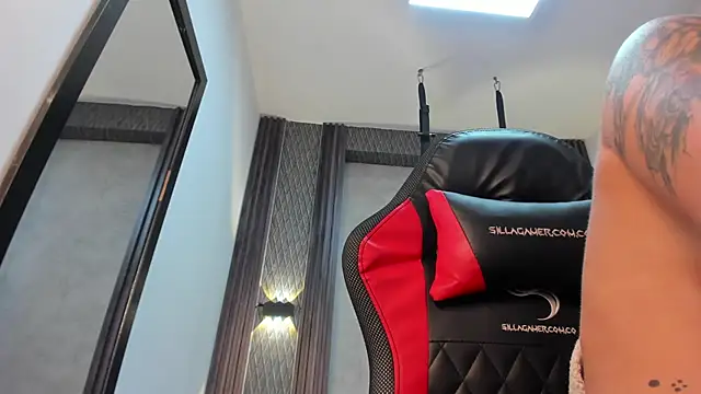 Chat +18 de selene_red_ ao vivo