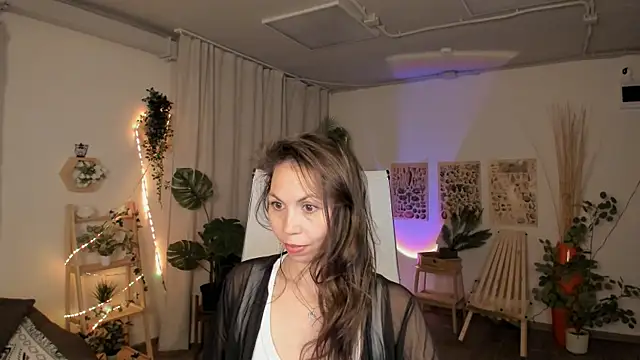 Chat +18 de TrasyMorris ao vivo