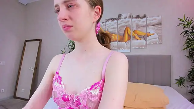 Camilla_Kelly Adlı Modelin Canlı XXX Sohbeti