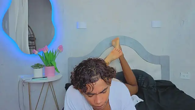 AlanCutee 라이브 XXX 채팅