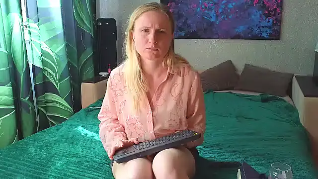 Онлайн чат XXX Lanavi_Smile