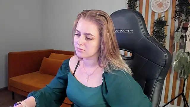 EllaBells Live XXX Chat