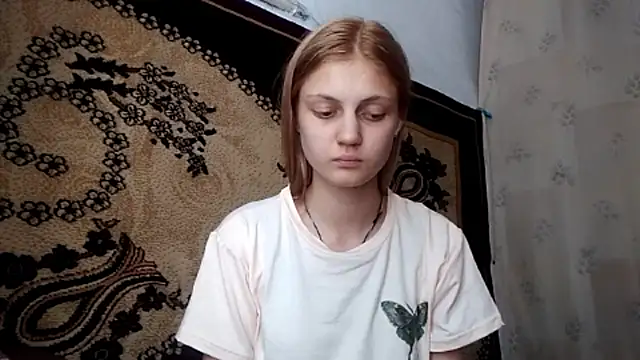 LunaLaday webkamerás műsora