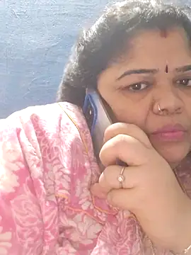 tamilthanushri's Live XXX Chat