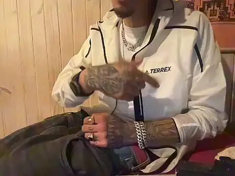 badboy366 网络视讯表演