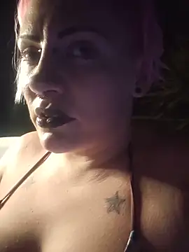 PinkTheHawk – Live XXX-chat