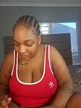 Kinkyphatass Chat XXX live