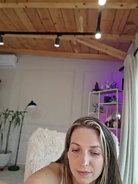 ellaxxstar: вебкам-шоу