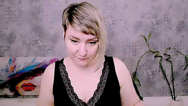 Djullia Live XXX Chat