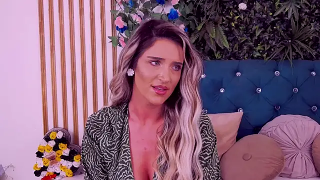 Chat XXX en directo de CherryMuse_