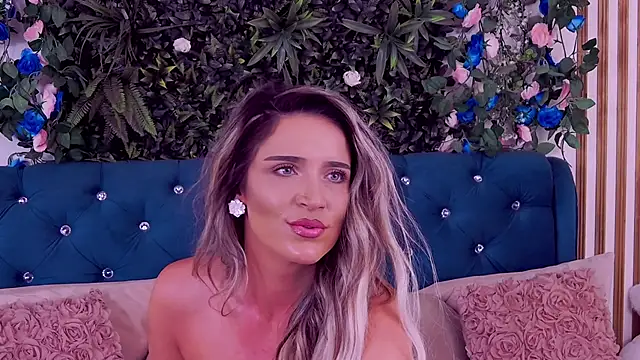 Sala de chat en directo de CherryMuse_